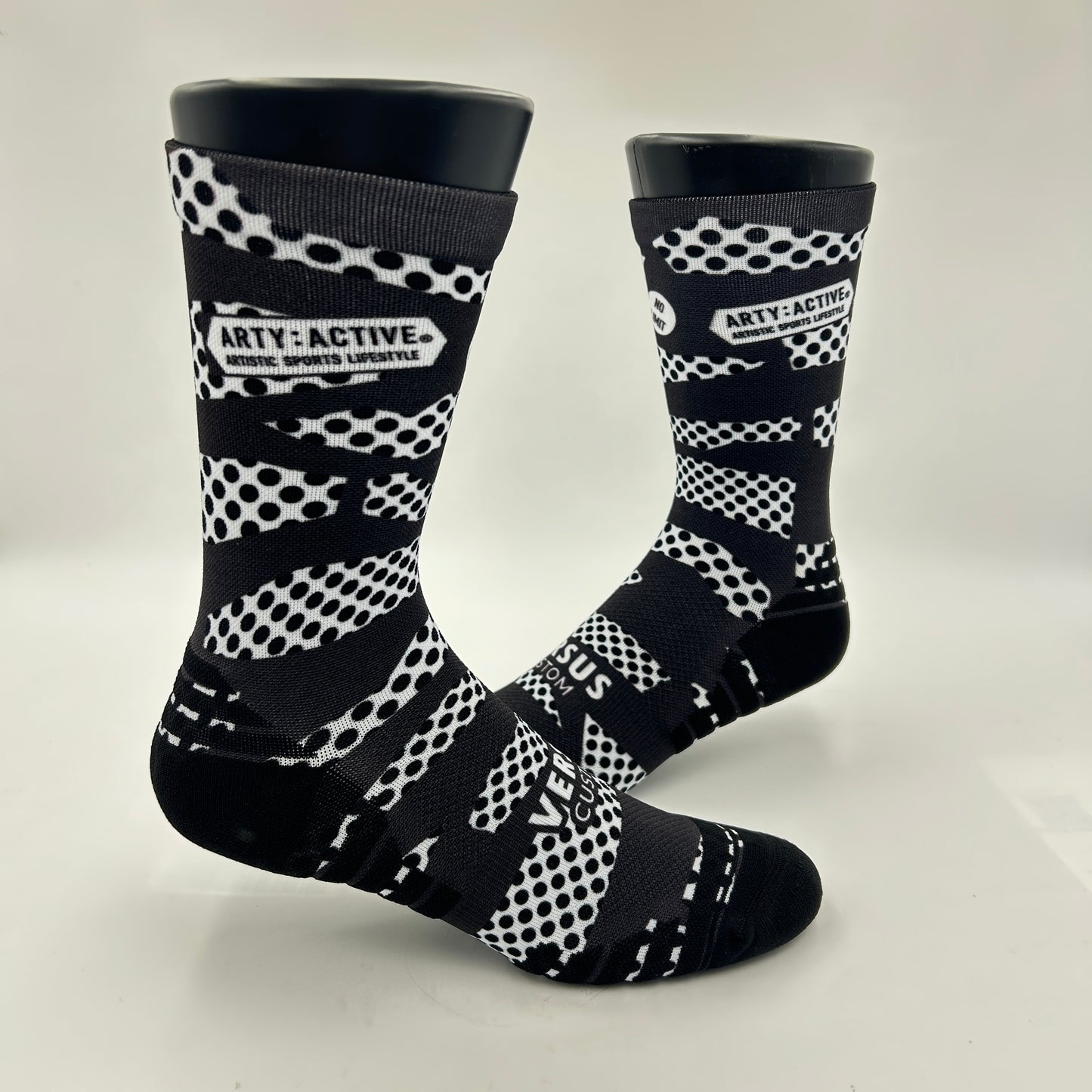 ARTY:ACTIVE x VERSUS BRAND COLLABORATION SEPICAL SERIES “POLKA DOTTY”