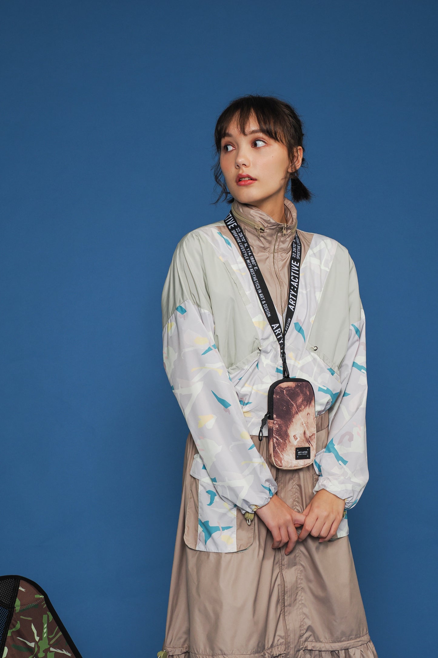 預購款《山系戶外女裝秋冬系列》短身印花風褸
