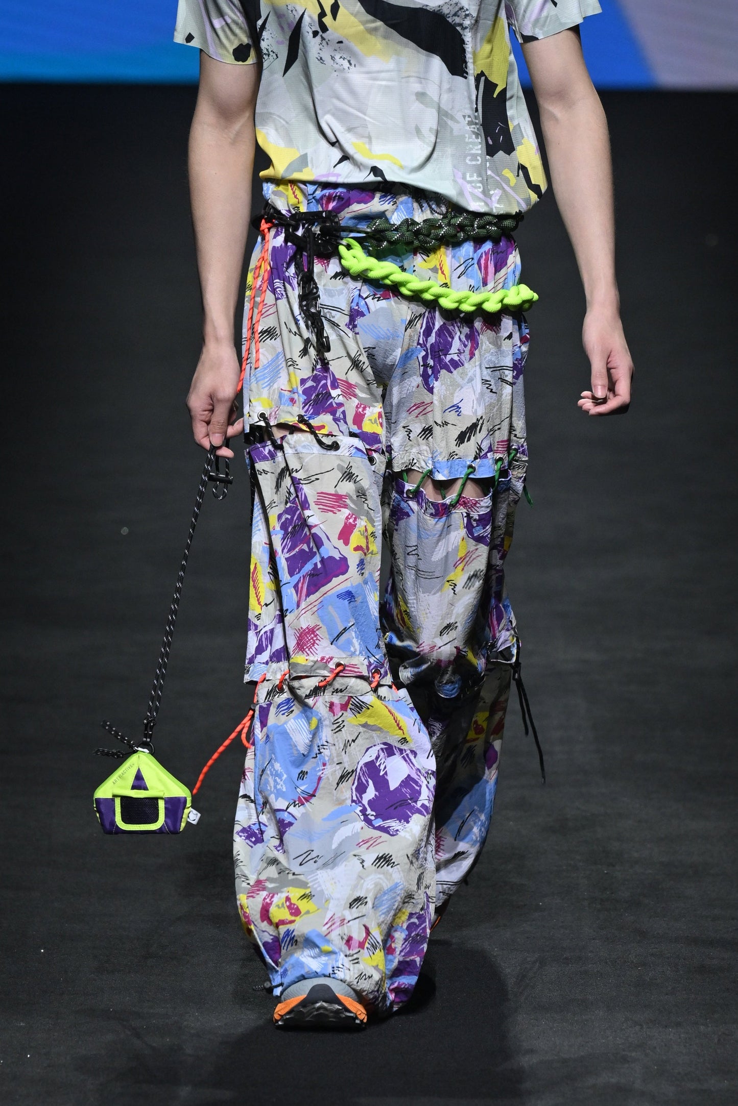 PARIS FASHION SHOW PANTS