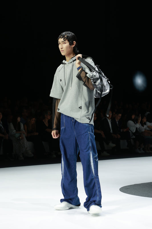 PULSY BOUNCY STAGE DENIM PANTS