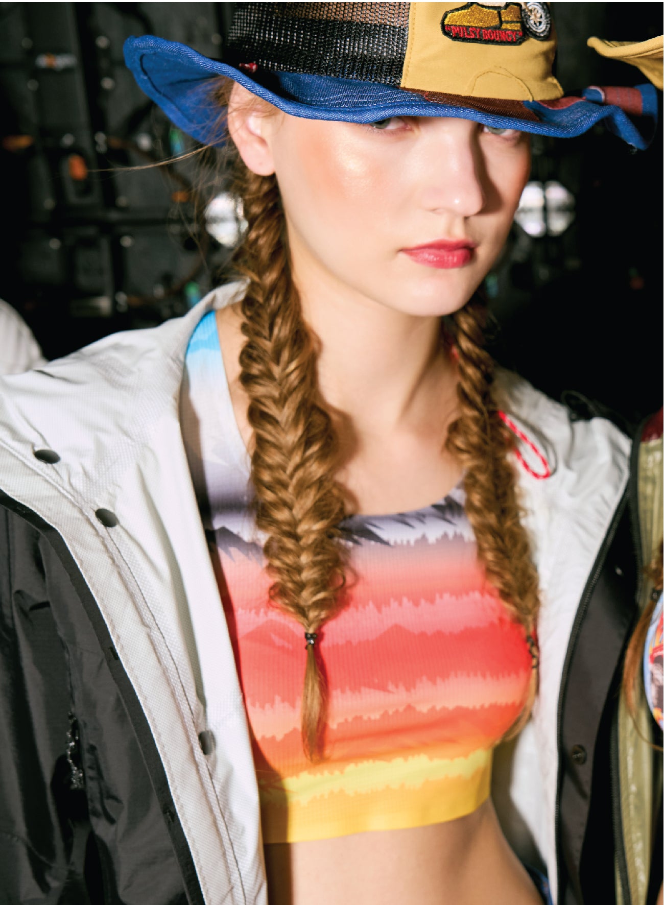 [SS26 PRE-ORDER] HIGH LOW MOUNTAIN Race Crop Top